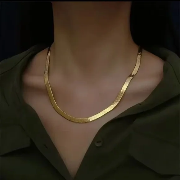 Gold Chain Necklaces For Women minimalist - Picture 2 of 8